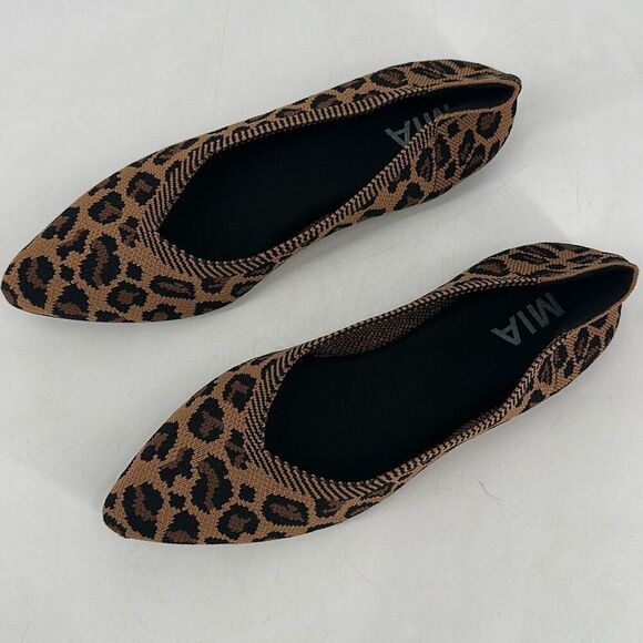 NWOT Mia Women's 1889 Animal Print Pointed Toe Ballet Flats Brown Size 6.5 - Picture 2 of 10